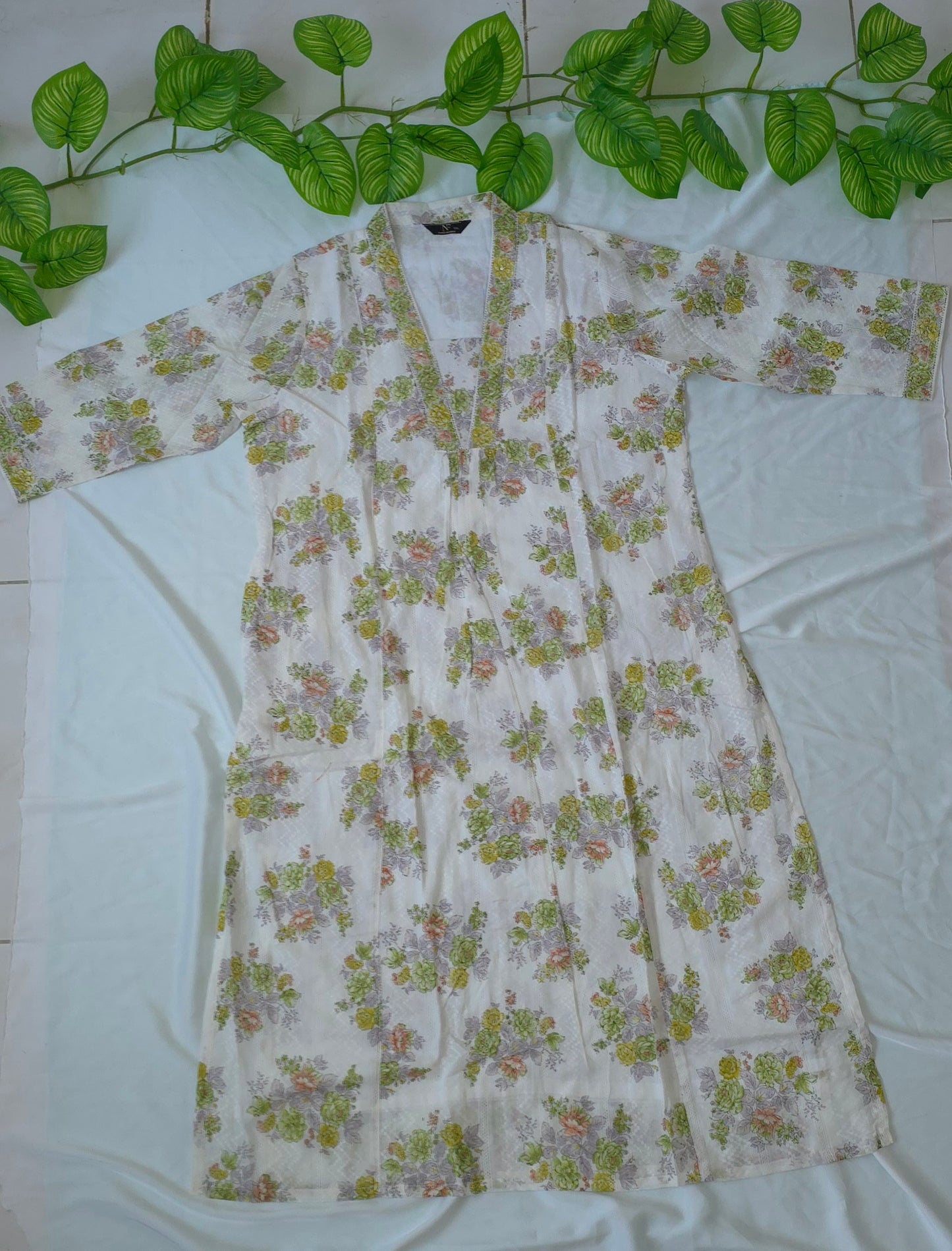 2 piece cotton cord set with white & green Color | 3/4 sleeve and collar neck | Item code - COS013