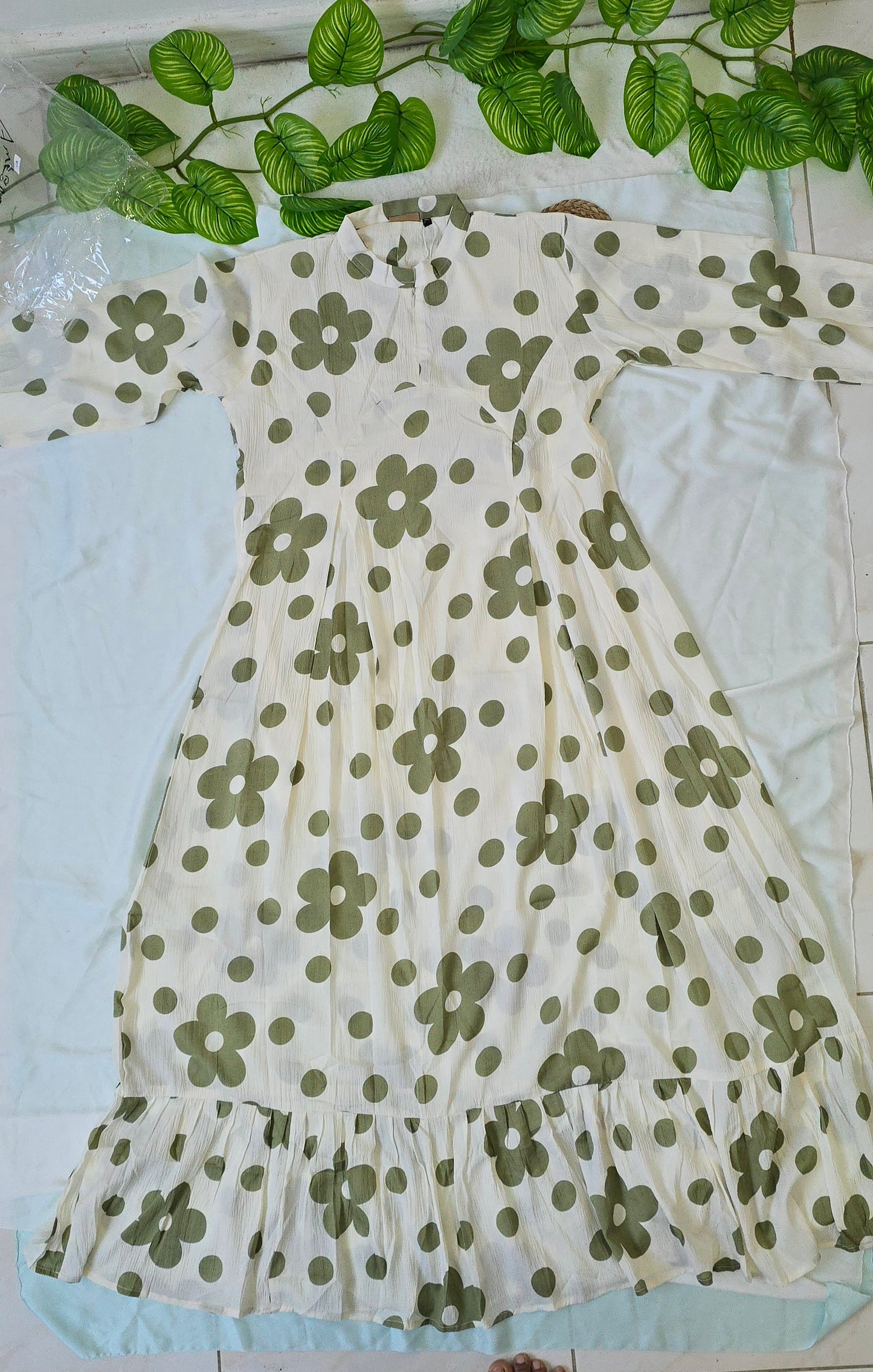 Long Gown with Moja Shawl| Full Sleeve| Green colour|Itemcode-COS021