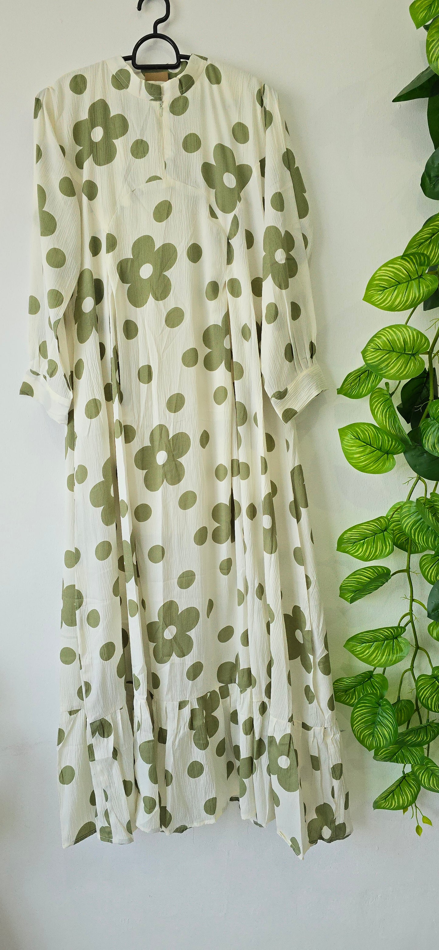 Long Gown with Moja Shawl| Full Sleeve| Green colour|Itemcode-COS021